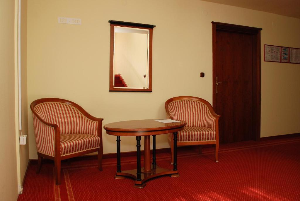 Hotel Zvezda Murska Sobota Extérieur photo